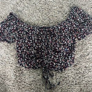 Hollister crop top